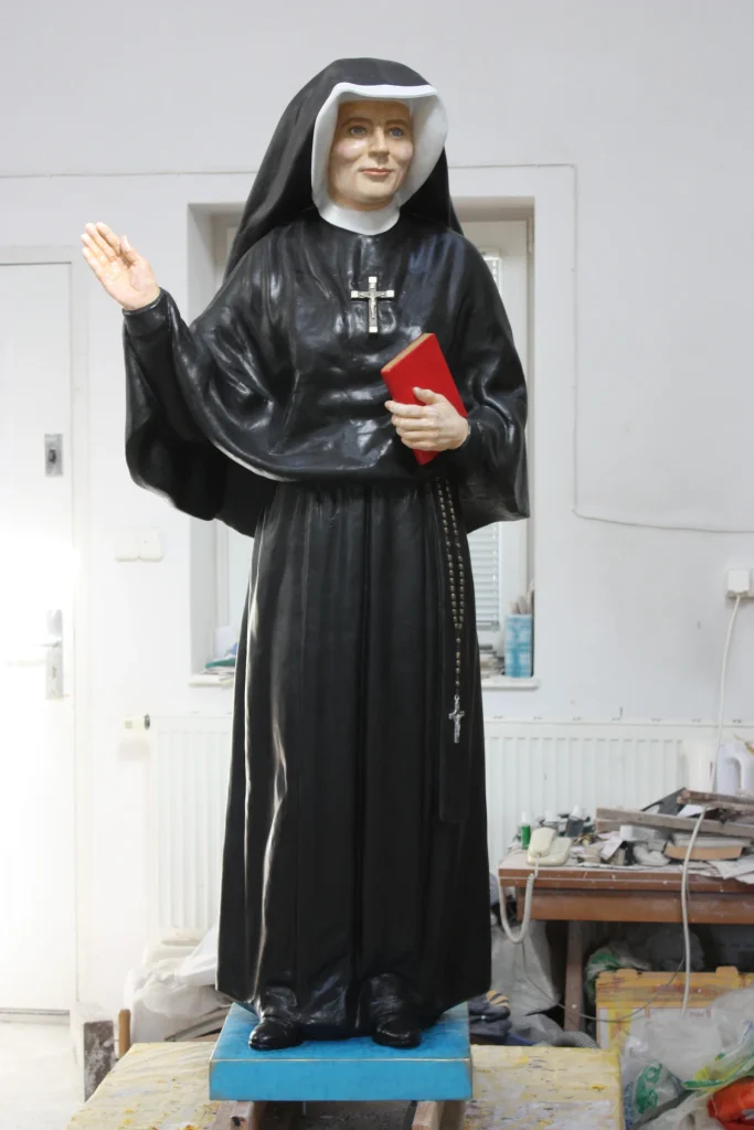 Św. Faustyna — kompozyt polichromowany