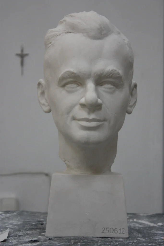 Rotmistrz Pilecki — gips
