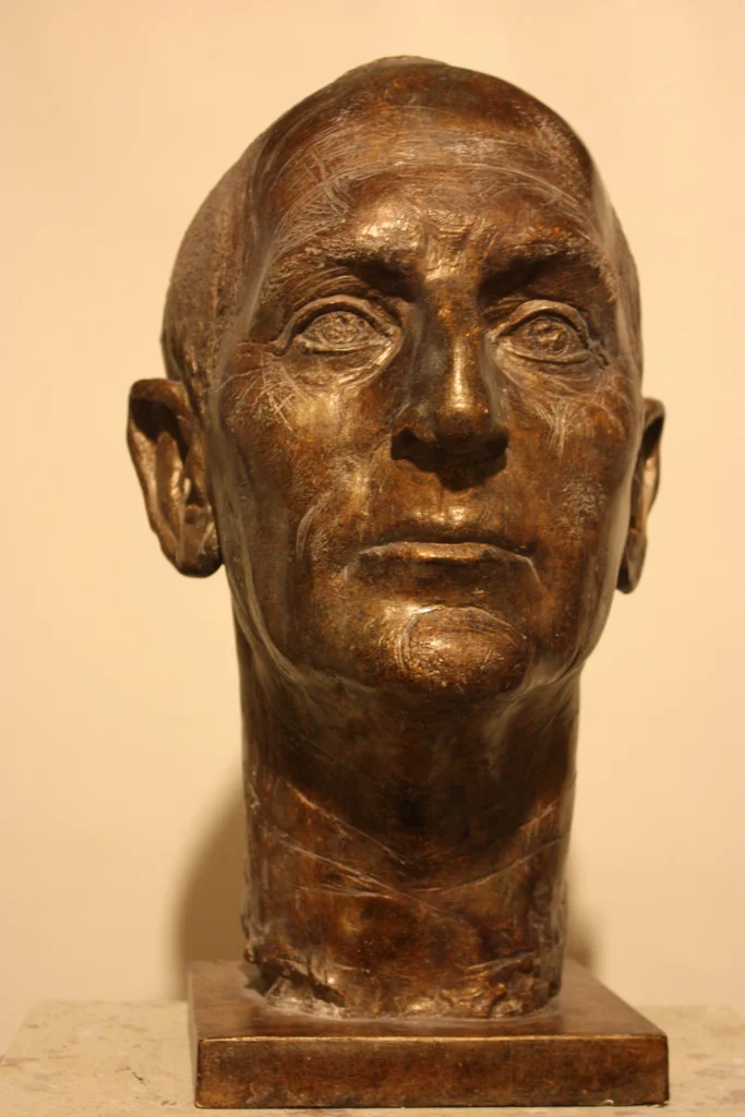 Prof. H — brąz