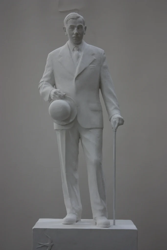 Eugeniusz Kwiatkowski Monument — model
