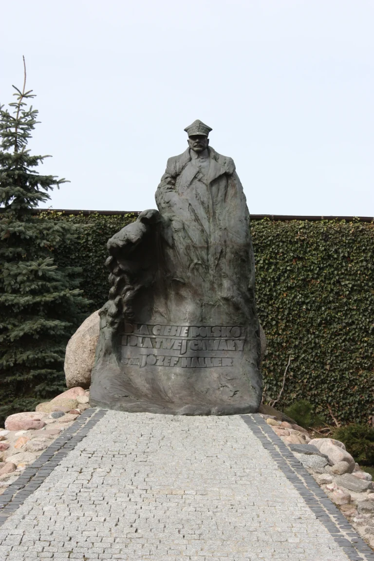 General Haller Monument — Władysławowo — photograph 2