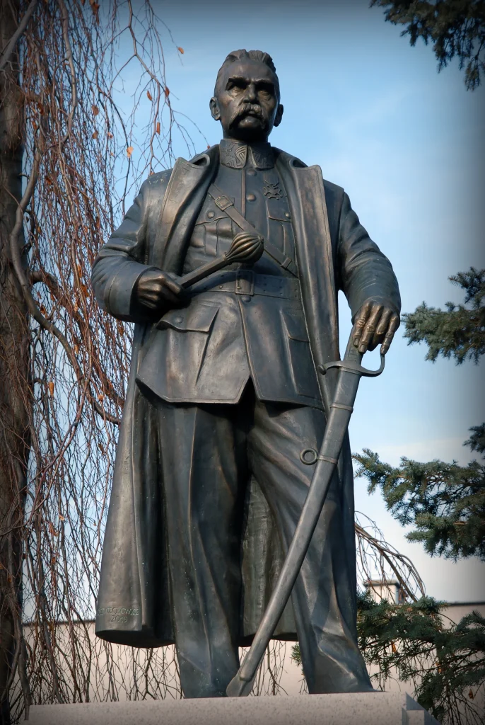 Pomnik J. Piłsudskiego w Tarnowie